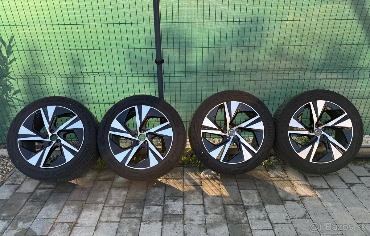 Volvo XC90 alu disky R20 275/45 Continental