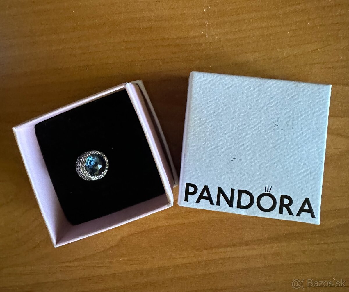 Pandora prívesok