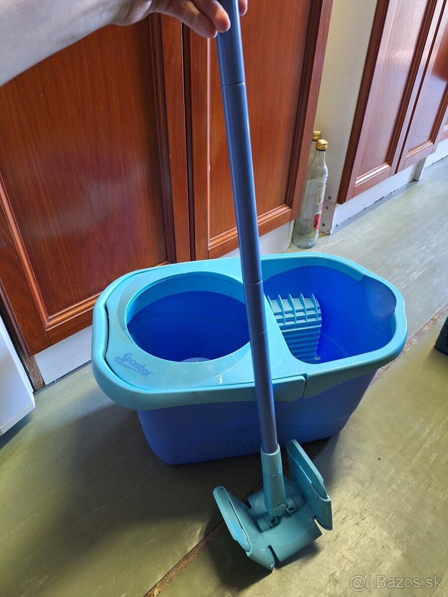 Predám mop s vedrom