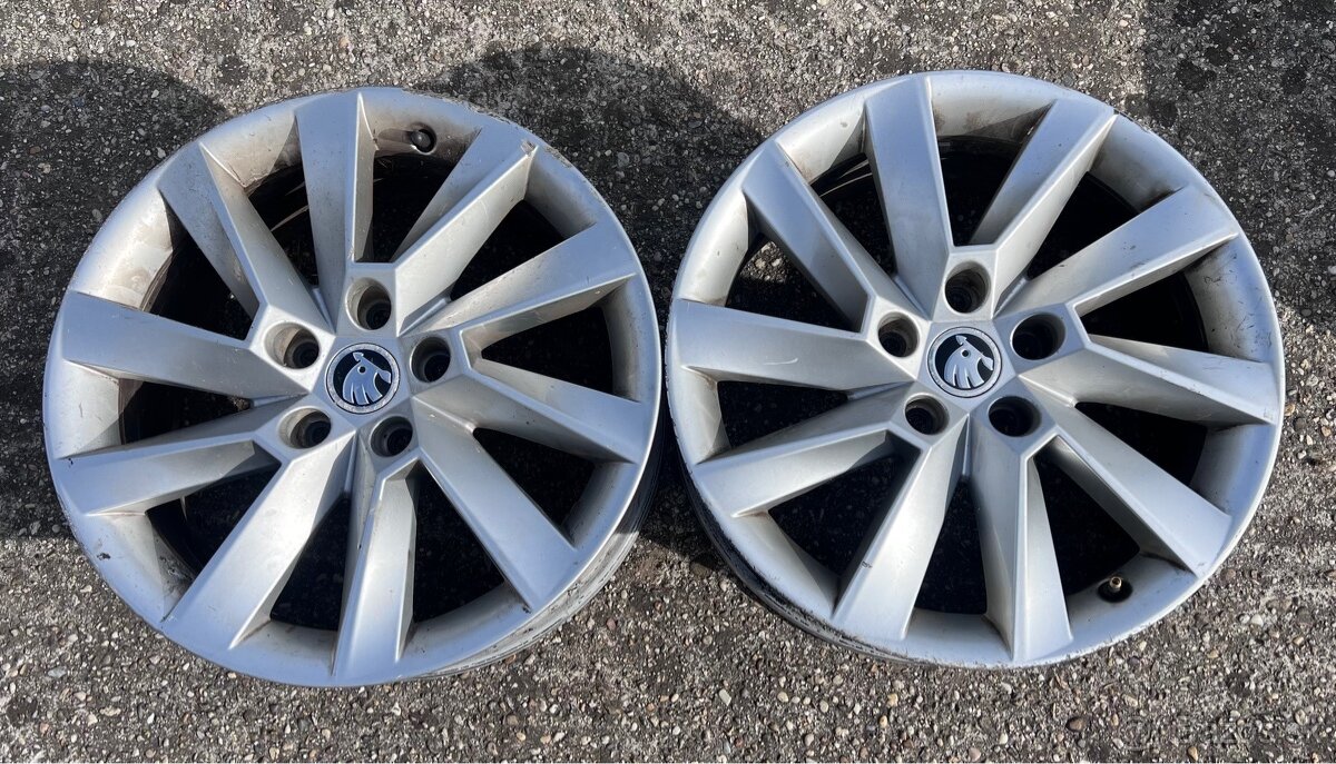 Škoda Superb 3 elektrony r17 5x112 et40