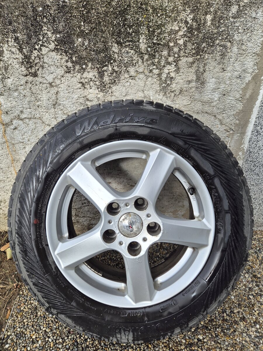 Zimná sada  4x ALU disk Dezent 5x114,3 na Hyundai a zimné pn