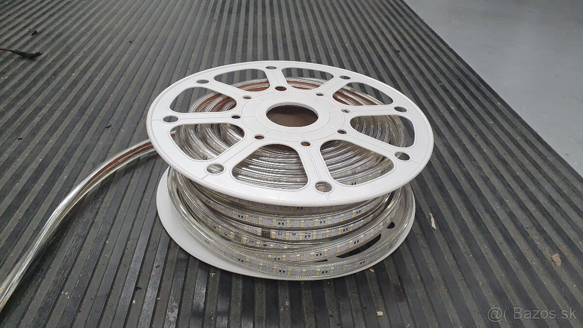Predám LED pás – 25 metrov, vodeodolný, kvalitný nemecký výr