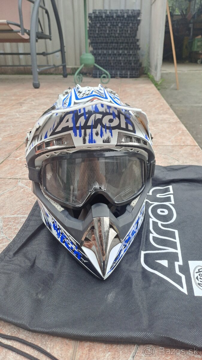 Airoh CR900 XL helma