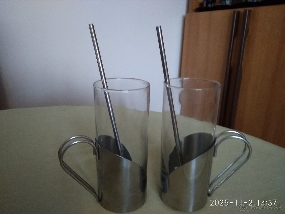 2x sklenice na teplé nápoje