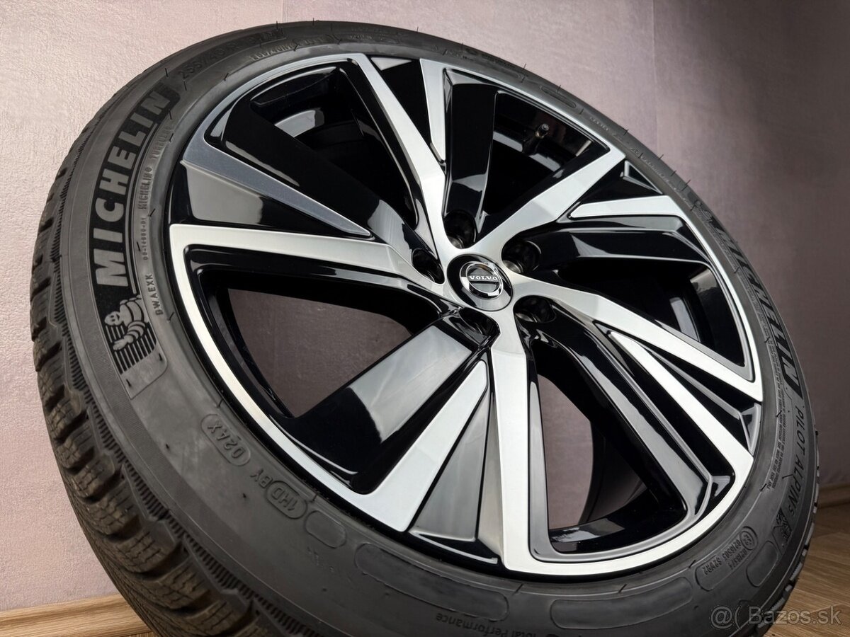 Originál letní kolesa Volvo XC60 18”