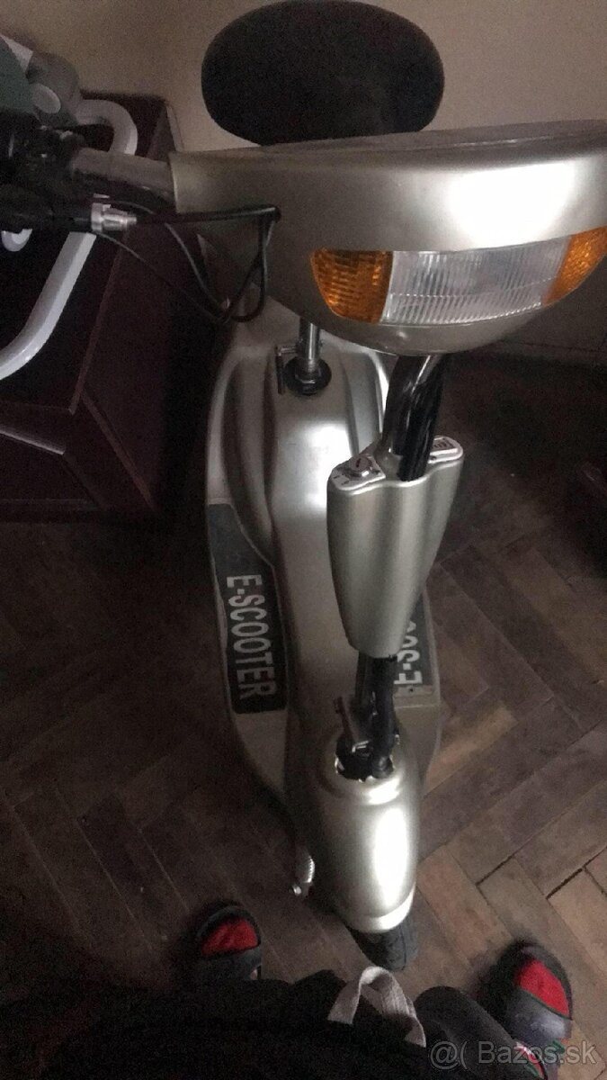 Scooter Sunn Slee 500