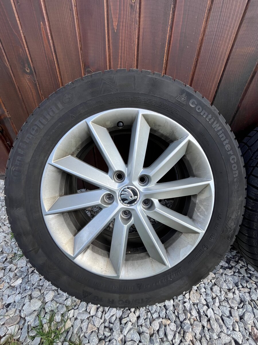 Elektróny Škoda so zimnými pneumatikami
