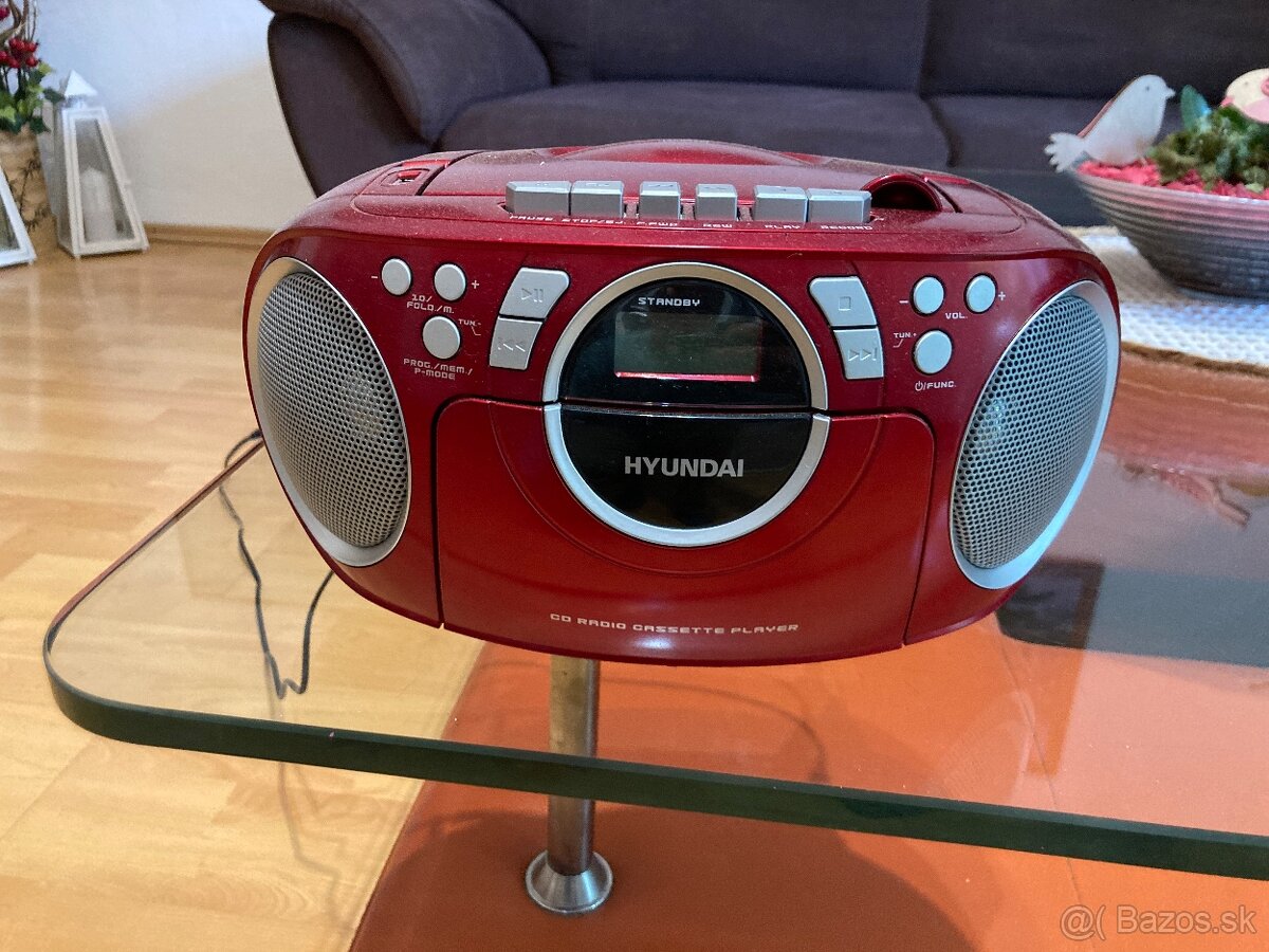 Hyundai rádiomagnetofon s CD