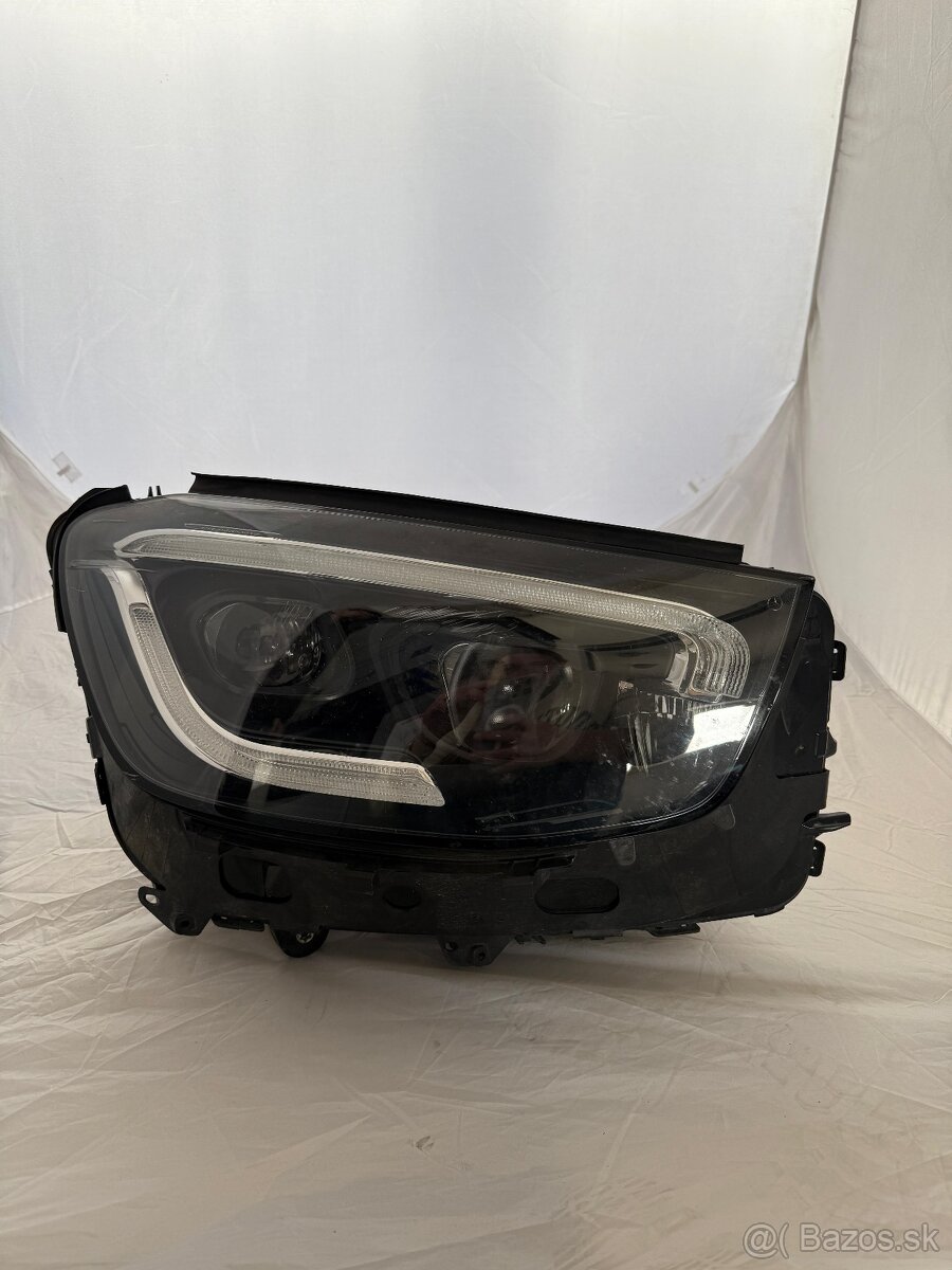 Predám svetlo Mercedes Benz GLC