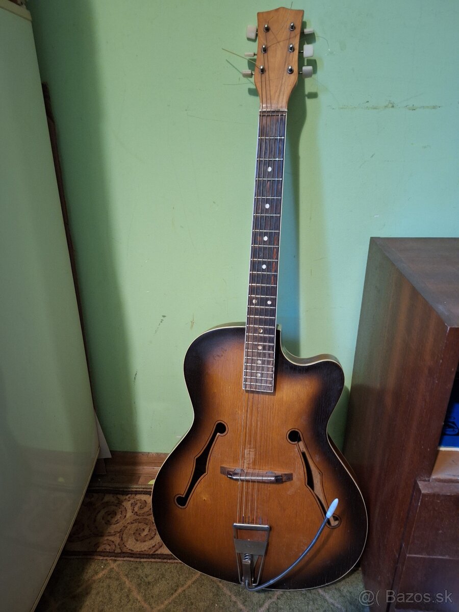 gitara Defil