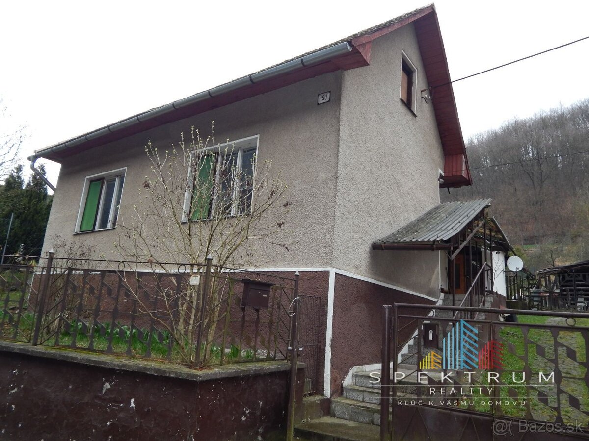 SPEKTRUM REALITY - Na Predaj rodinný dom s pozemkom 1385 m2,