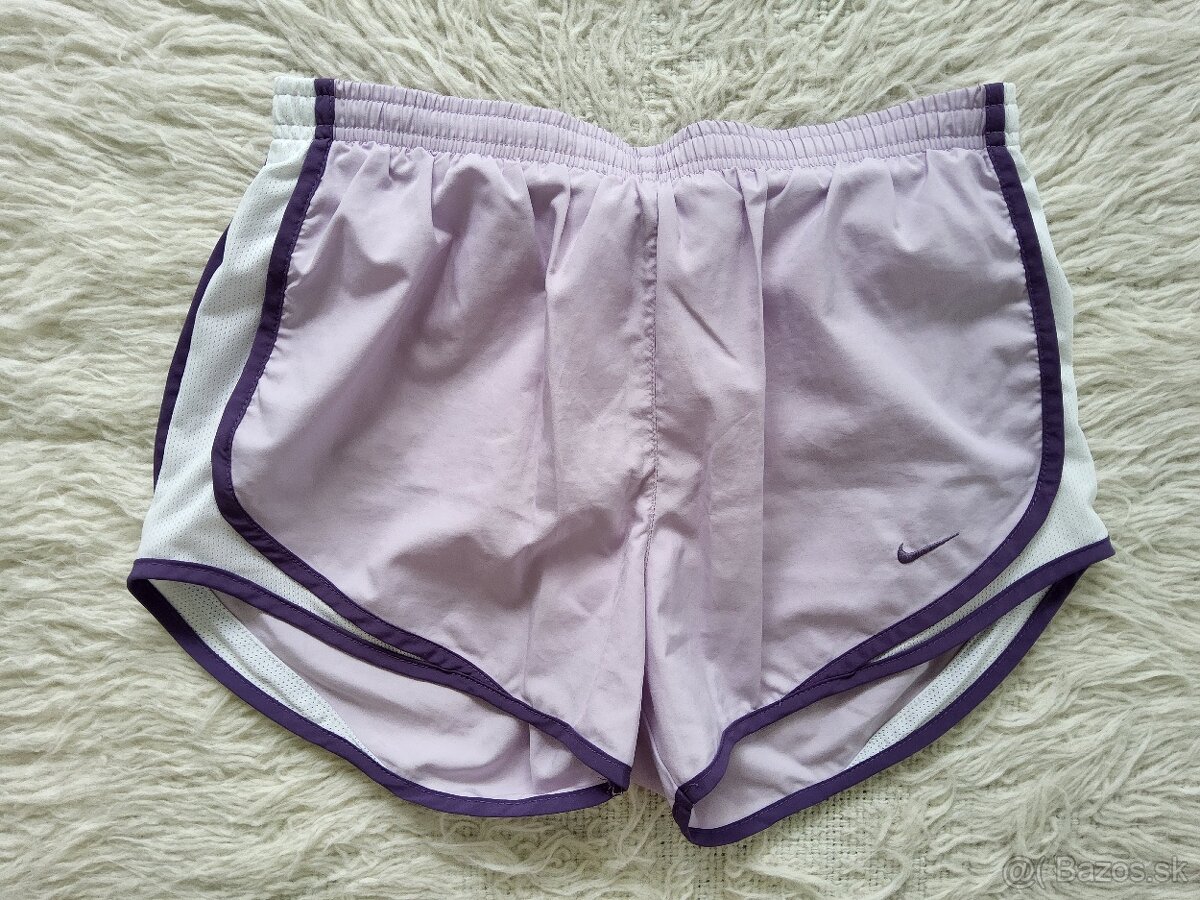 Sortky Nike