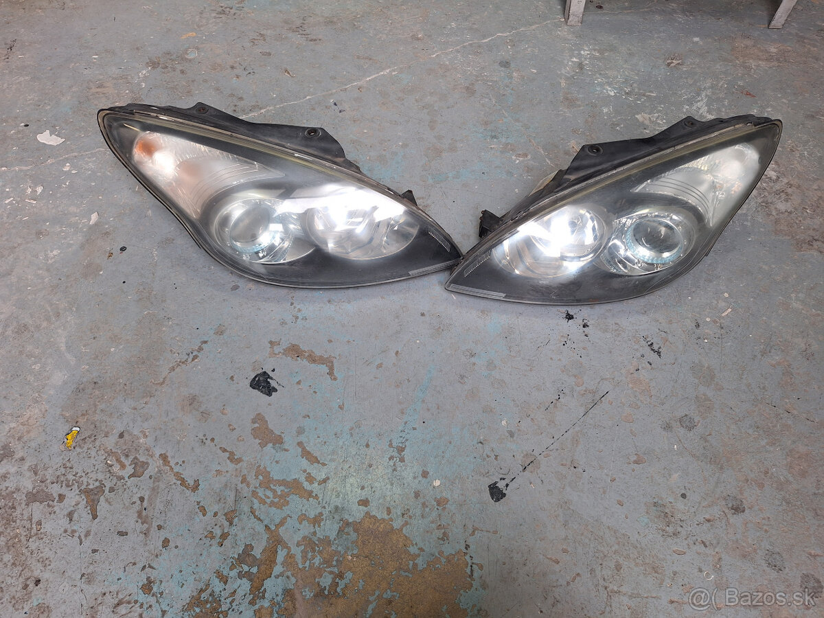svetlá Hyundai i30