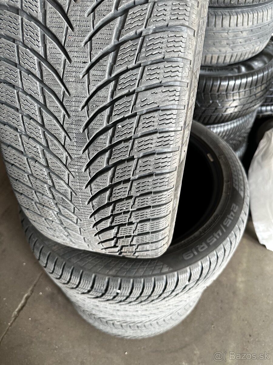 ZIMNÁ SADA 245/45 R19 NOKIAN WR SNOWPROOF P