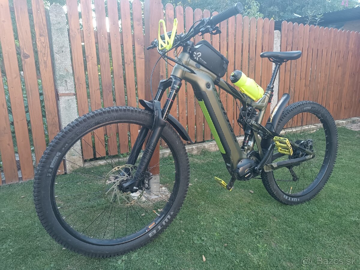 Elektrický celoodpruzeny bicykel