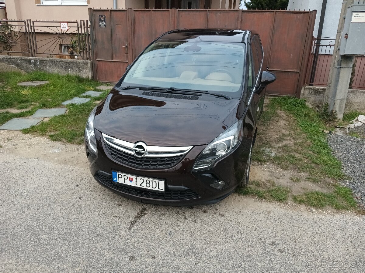 Predám Opel Zafira Tourer