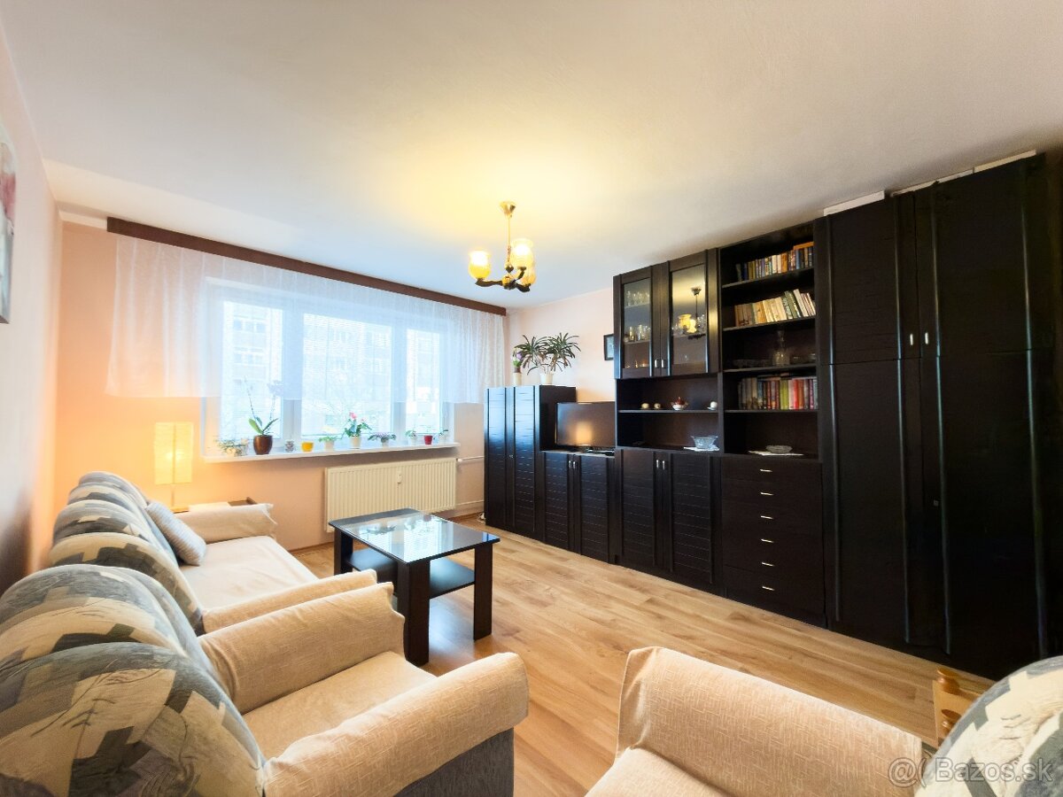 Na predaj 3-izbový byt Čadca-Kýčerka