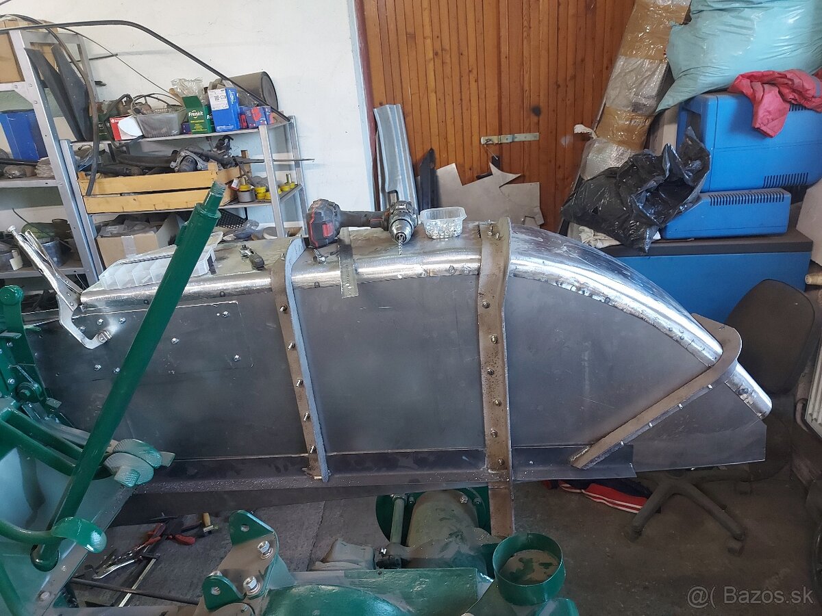 Skoda 30 zadné blatníky