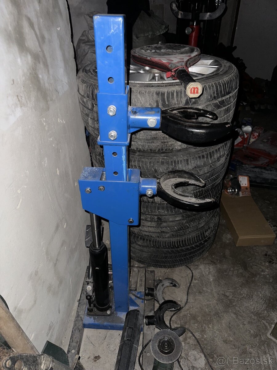 Hydraulický kompresor kotúčových pružín 1T Geko G02077