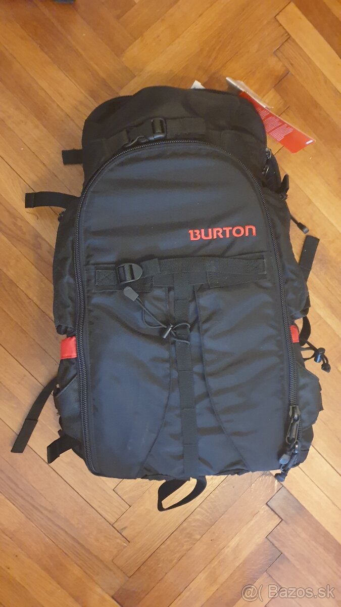 Predám nový Burton ruksak na fotodoplnky a fotoobj