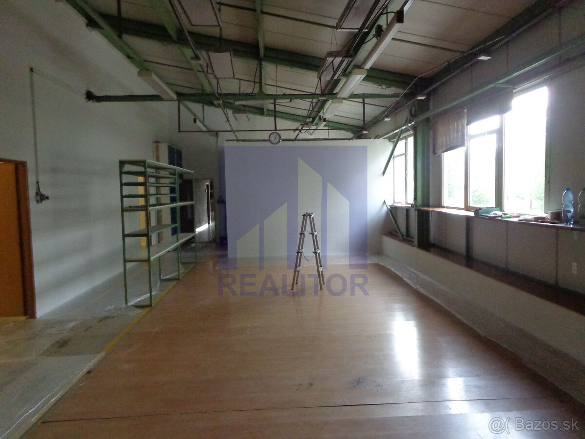 Prenájom - výrobný/skladový priestor 730 m2 Radvaň, Banská
