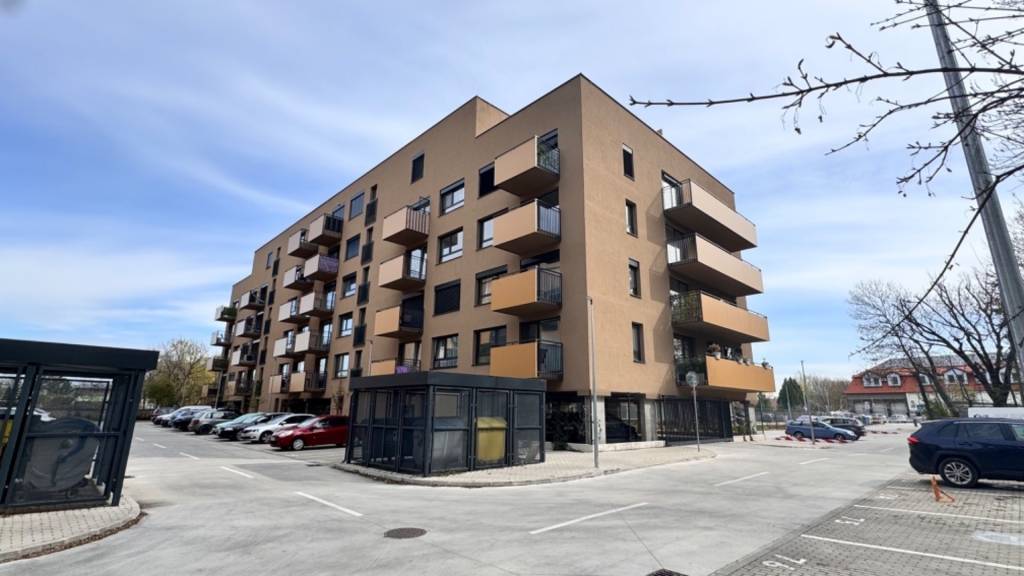 Dvojizbový byt 49 m2, Senica, Sadová ul.,