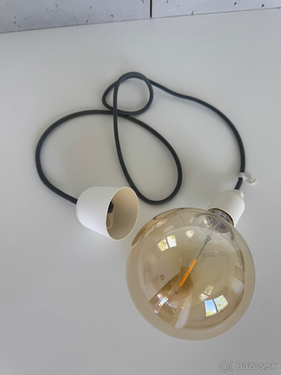 lampa so ziarovkou