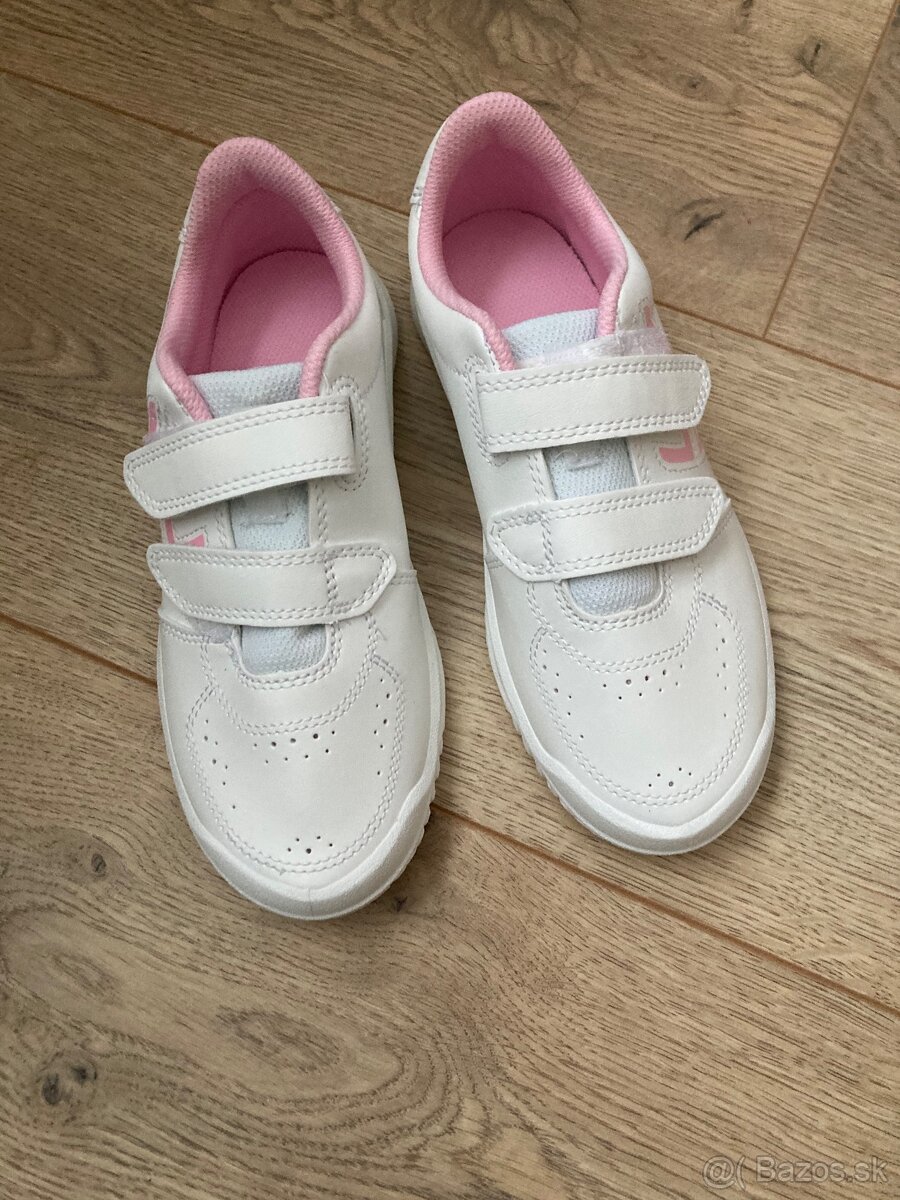 Tenisky decathlon 33