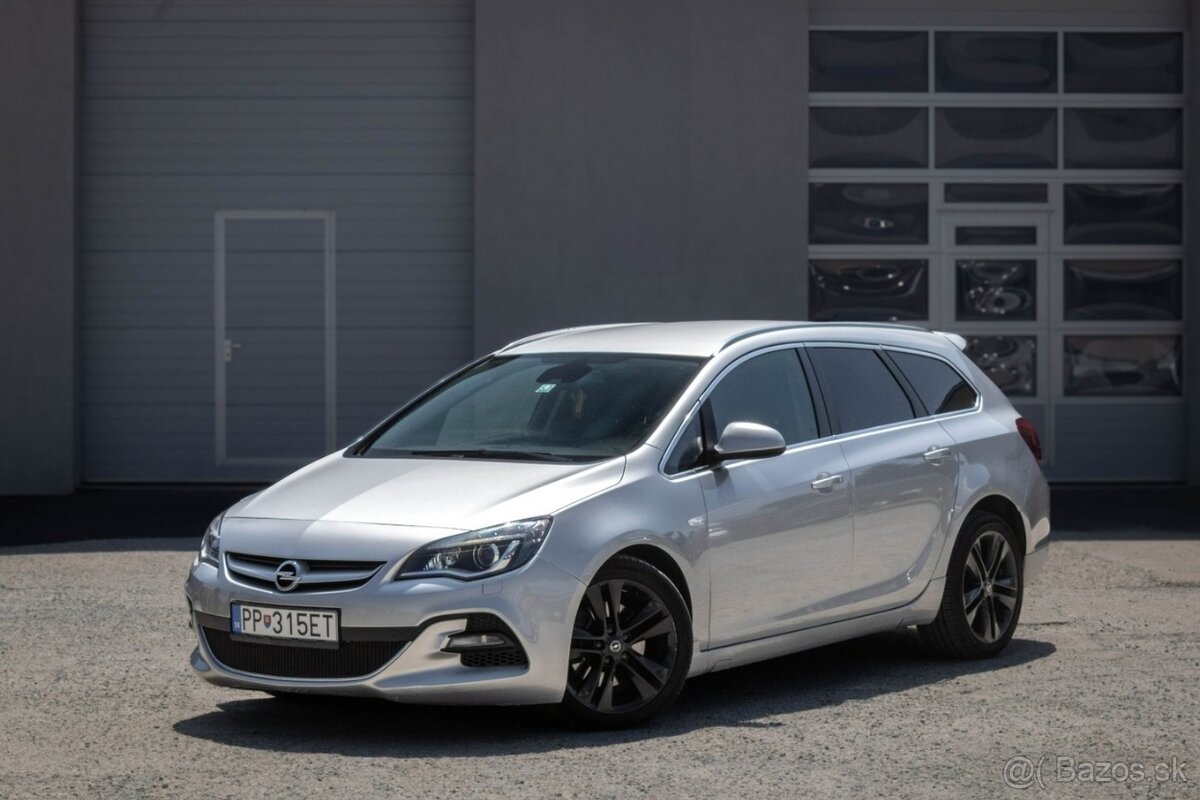 Opel Astra Sport Tourer 2.0 CDTI BiTurbo
