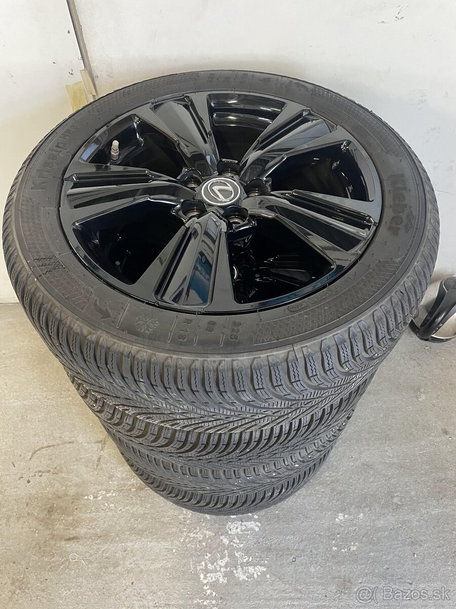 Lexus UX 250H Disky oreginal+ PNEU 225/50/18