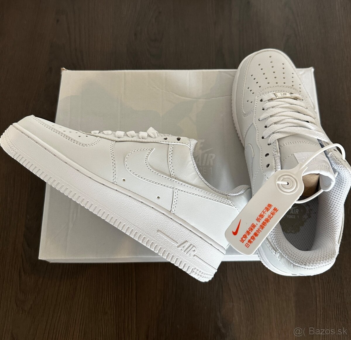 EU37,5 Tenisky Nike AirForce 1 White Low