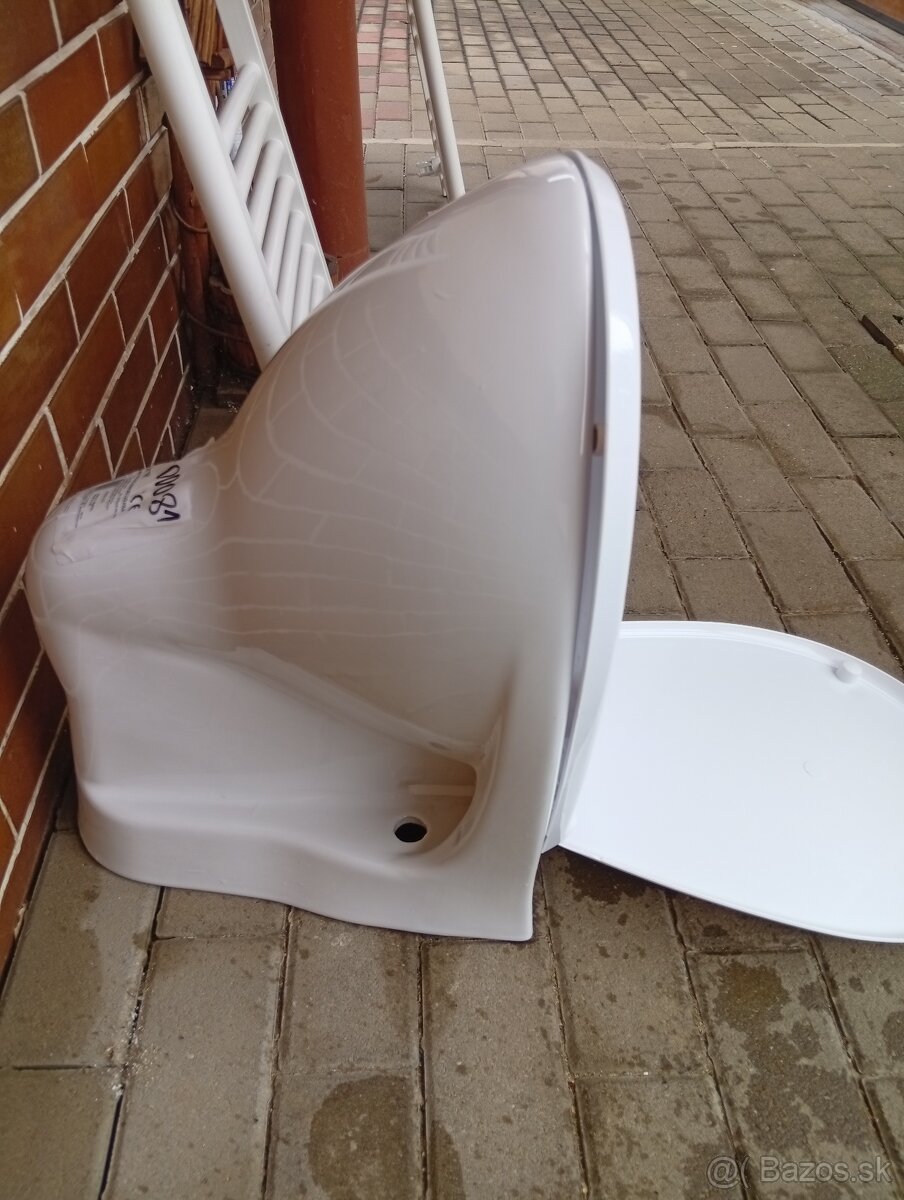 Závesné wc