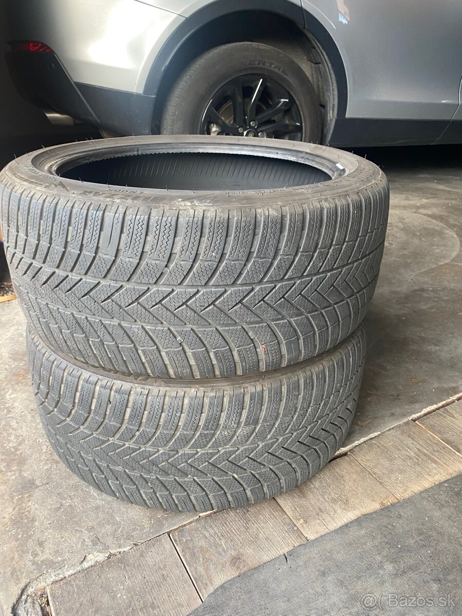 245/40 r18 Bridgestone Blizzak