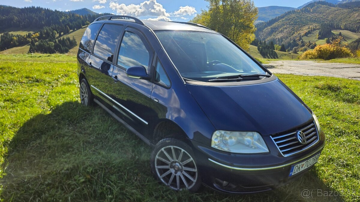 Sharan 1,9 TDI 96kw 7 miestne. Letné+zimné + navigácia