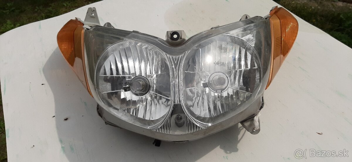 Suzuki BURGMAN 400- Reflektor