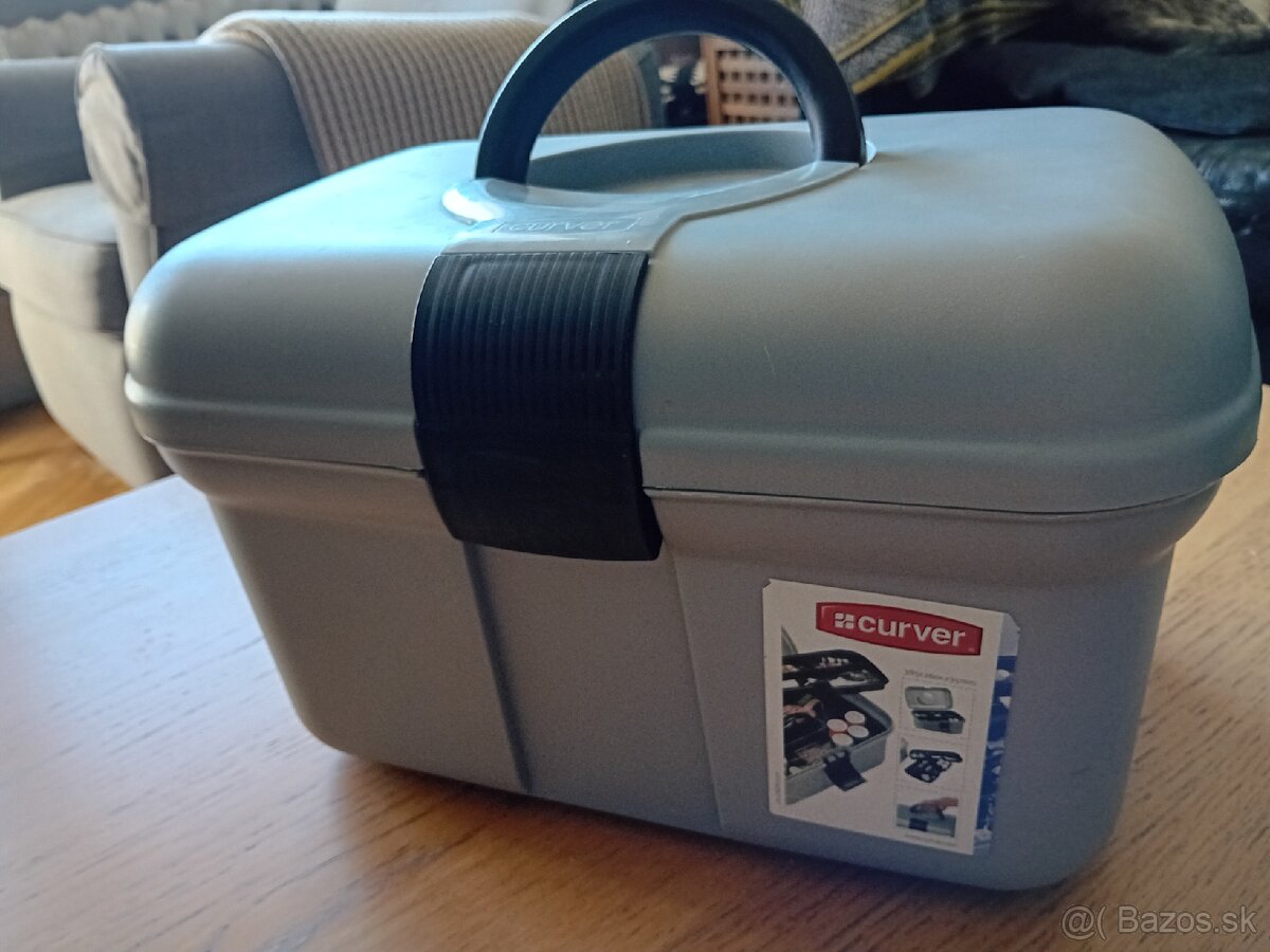 Organizér na šitie