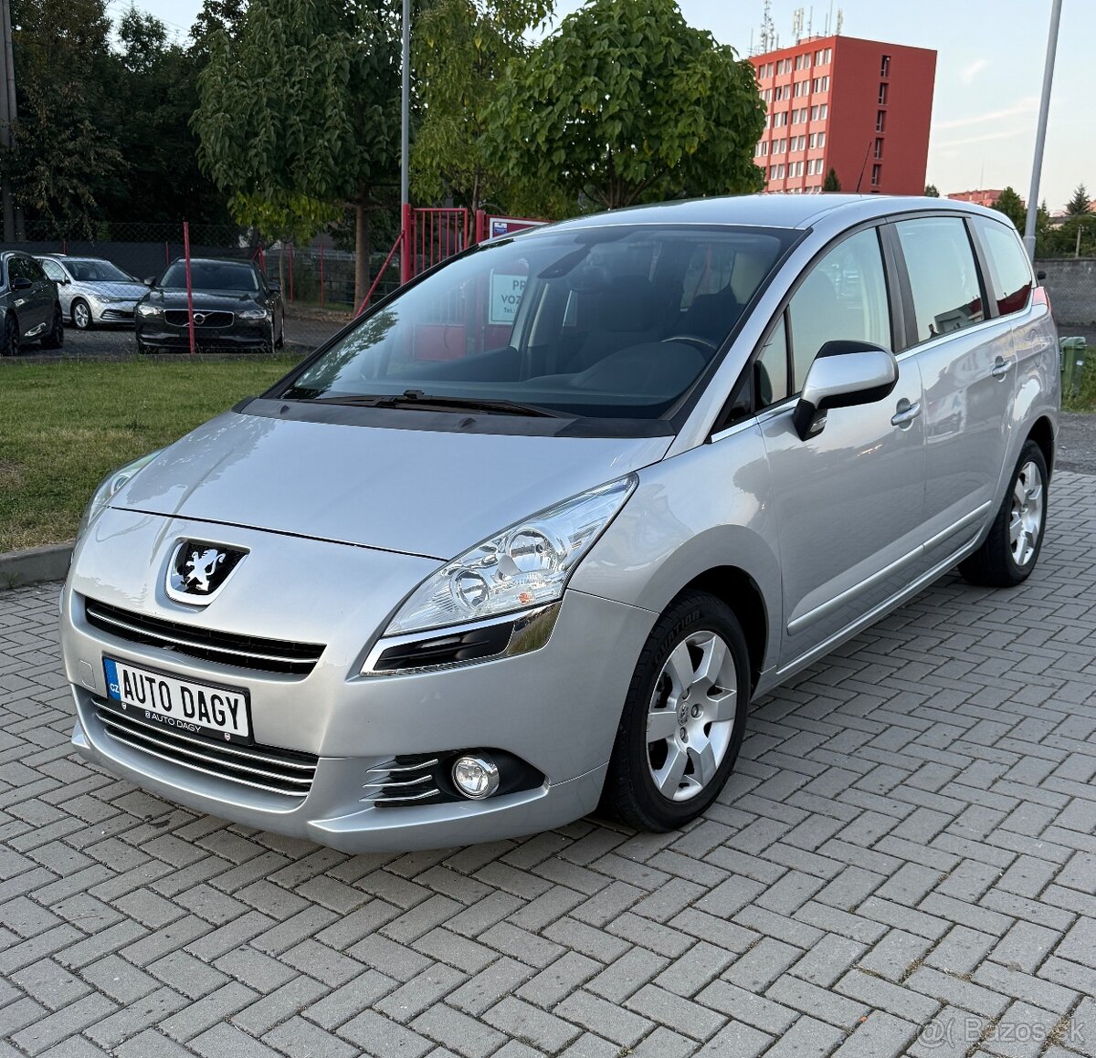 Peugeot 5008 1.6HDI 80kw—2010—manuál—149.000km