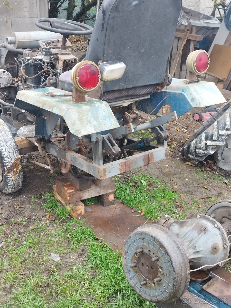 Malotraktor domácej výroby.(Rezervácia do 26.11)
