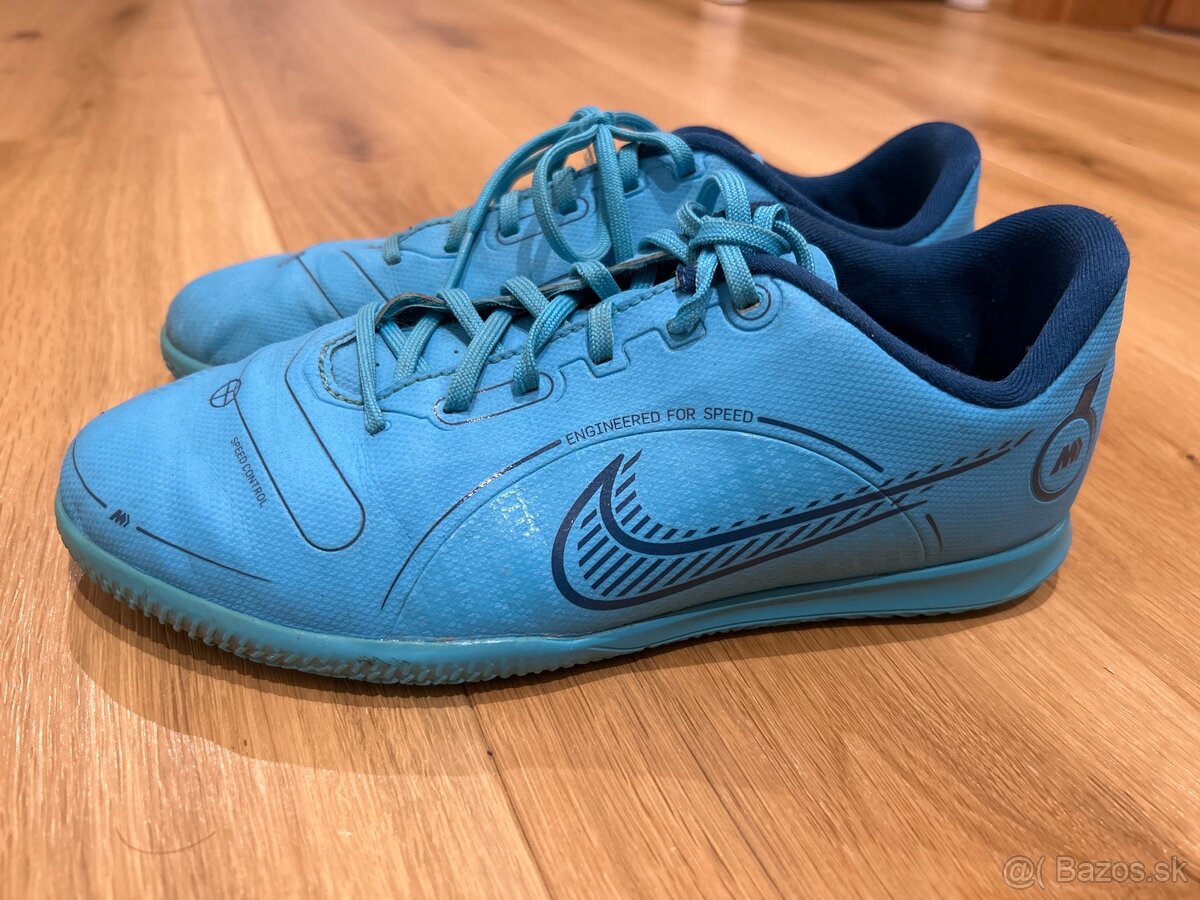 Nike juniorské halovky veľkosť 38,5