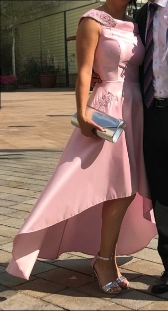 Spoločenské šaty bledoruzove