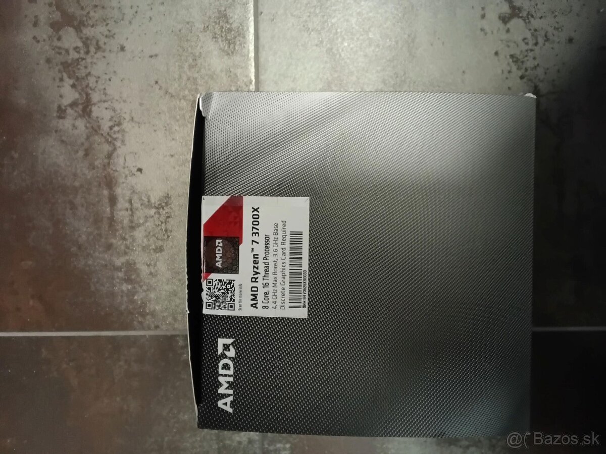 AMD Ryzen 3700X
