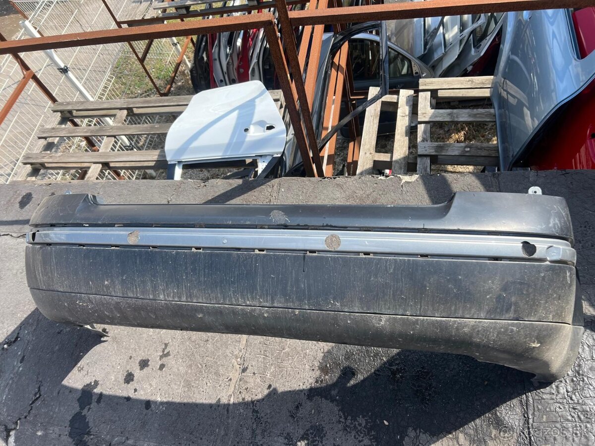 Zadný nárazník VW Passat b5,5