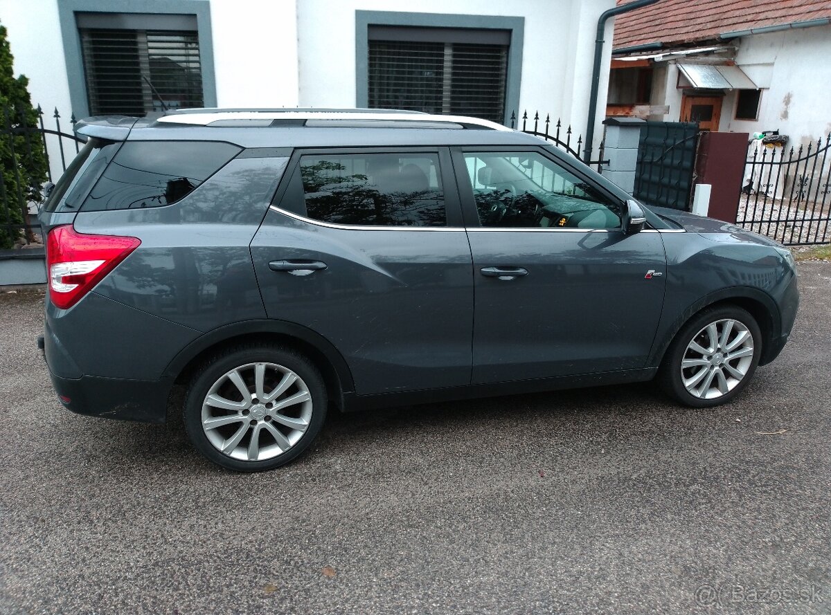 Predám ssangyong tivoli xlv 4x4 diesel