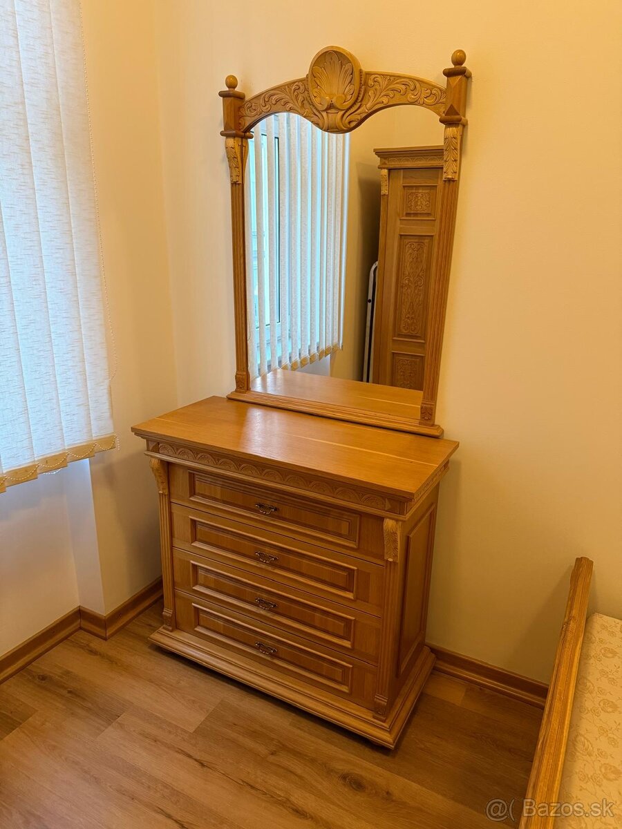 komoda so zrkadlom dub masív