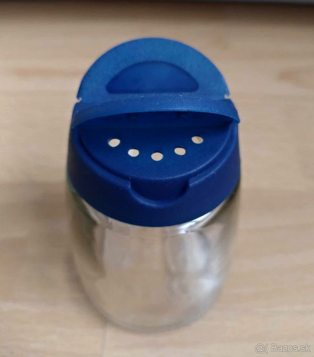 Ikea koreničky sklenené s plastovým viečkom (8 ks)