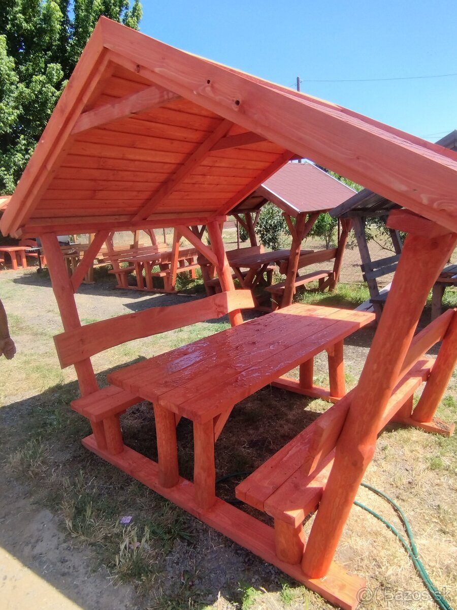 Altanok 8 miestny