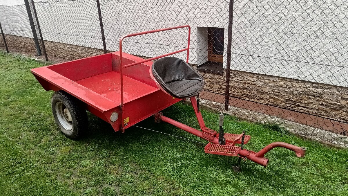 Vlečka za malotraktor