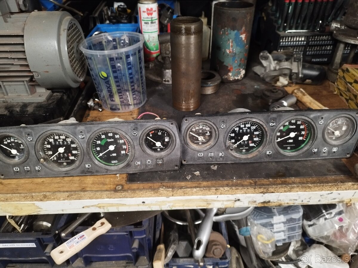 Predám budíky škoda