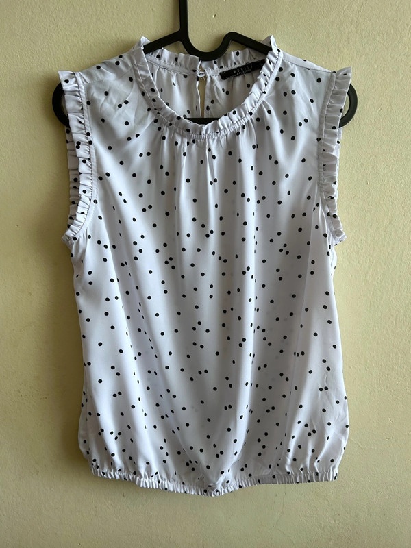 Dámska bodkovaná blúzka