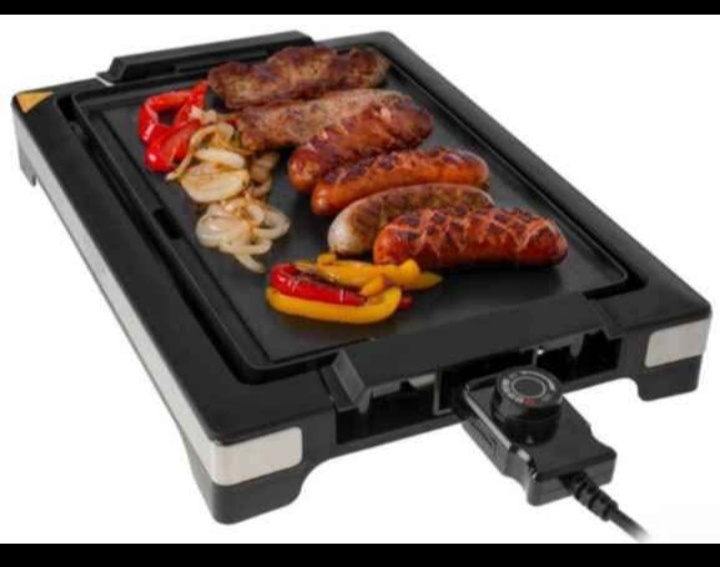 Elektrická grilovacia panvica Tristar, náradie ku grilu